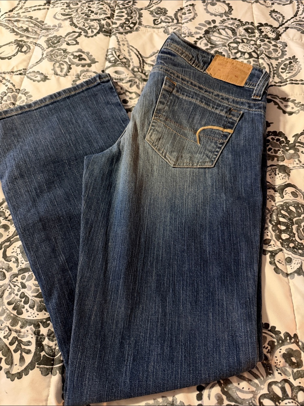 American Eagle Women's Dark boot cut Jeans 10 Reg.